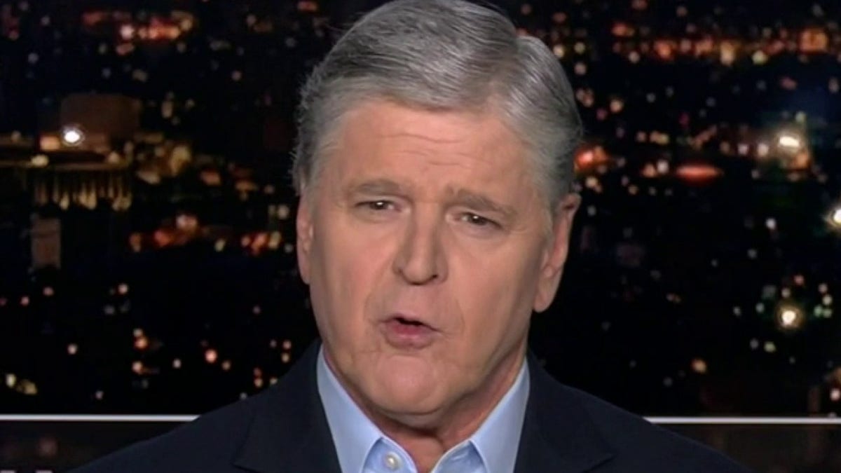 Sean Hannity calls out Stormy Daniels’ bizarre testimony against Trump
