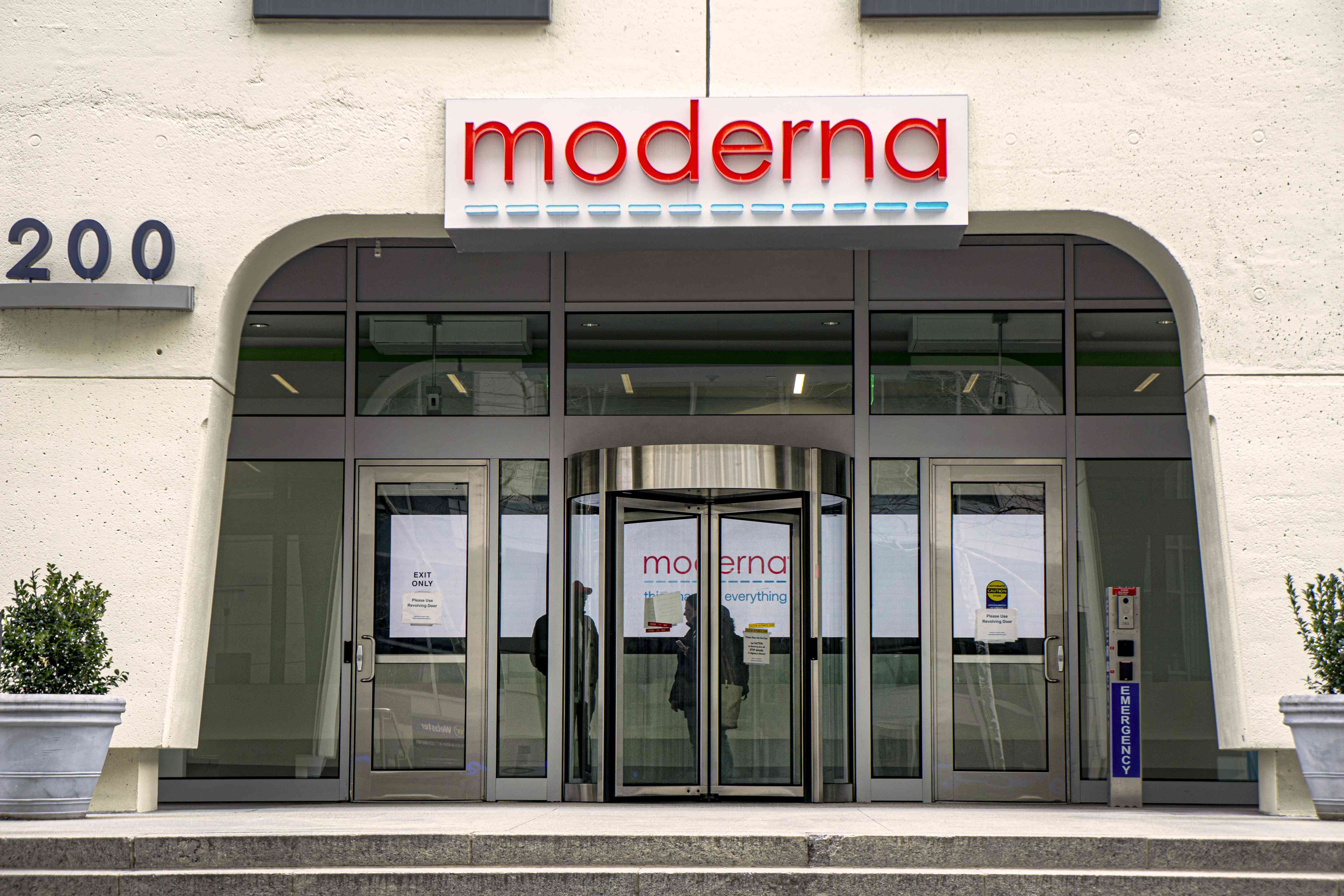 Moderna Stock Slips as FDA Delays RSV Vaccine Approval