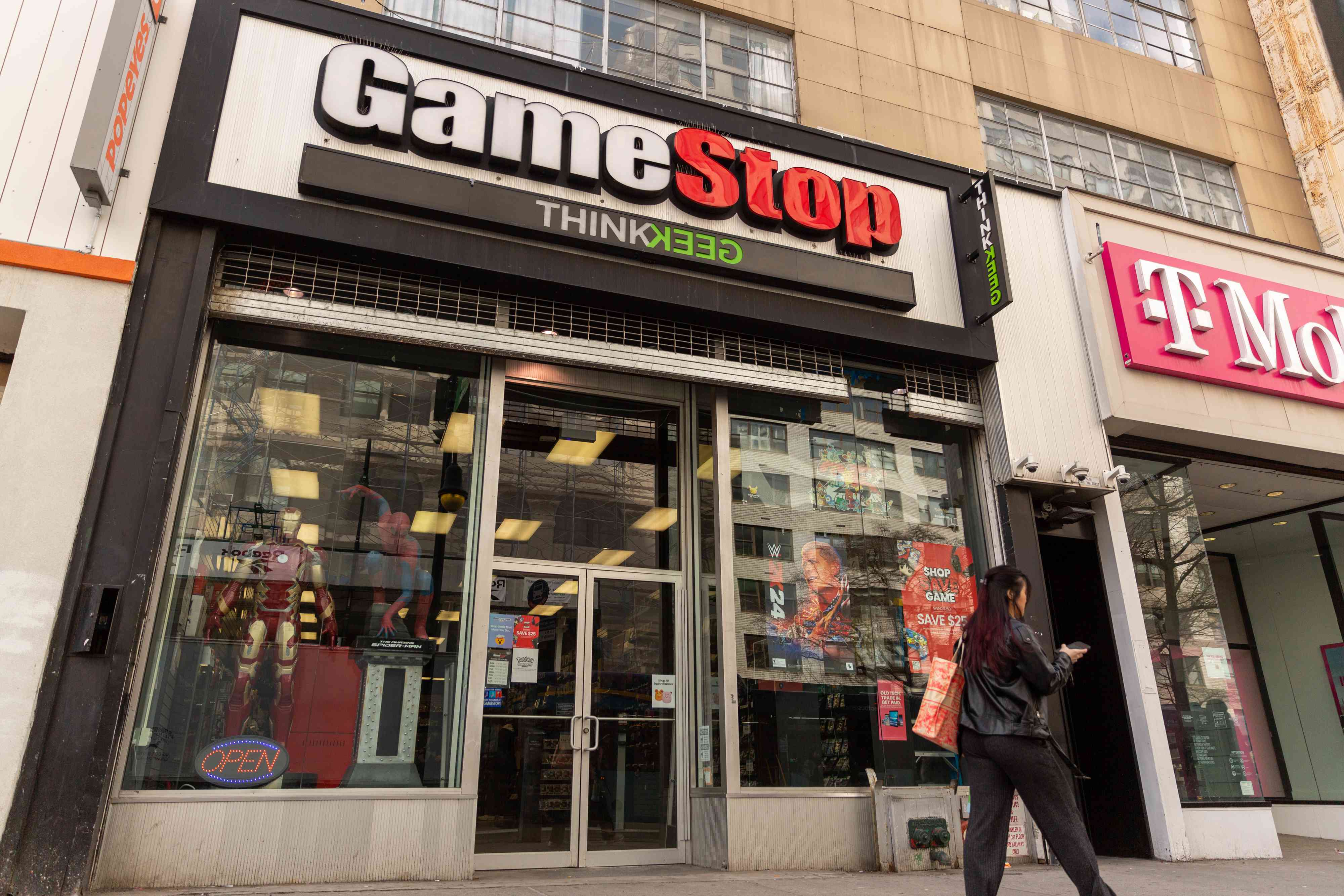 GameStop Stock Soars as ‘Roaring Kitty’ Posts for First Time in 3 Years