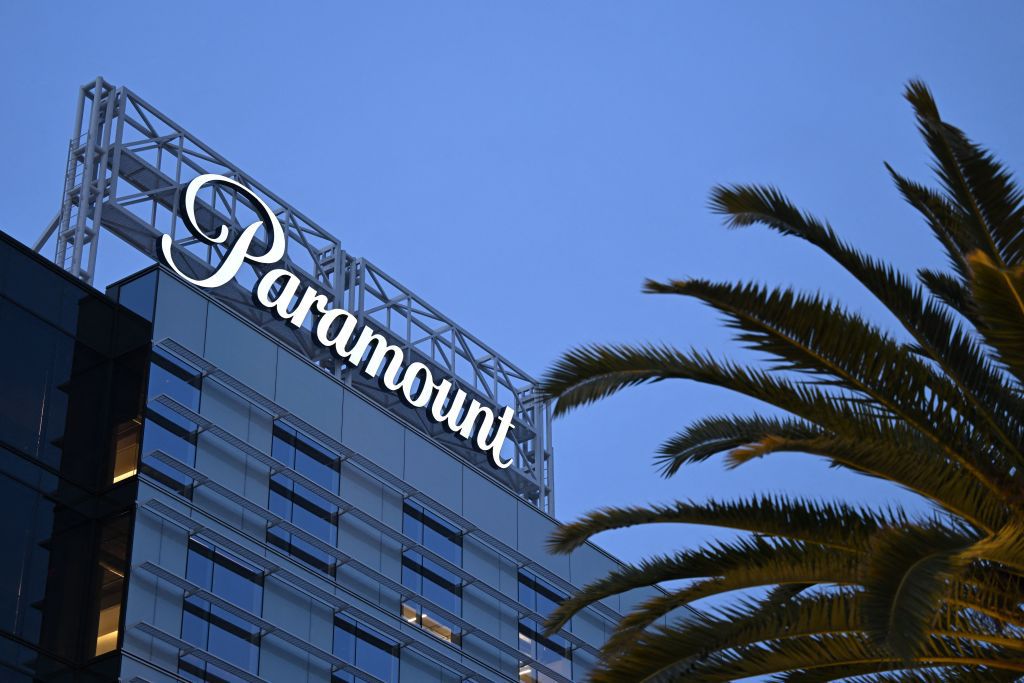 Paramount Global Sinks as Sony Reconsiders Bid