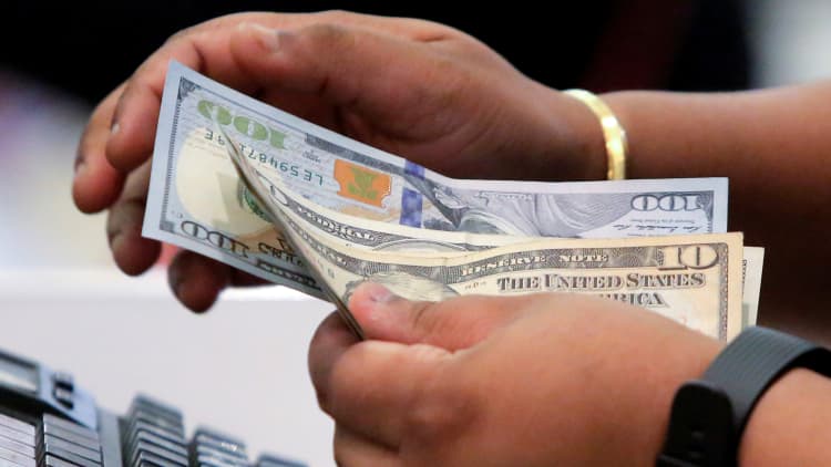 Credit card balances jump 8.5% year over year — delinquencies rise