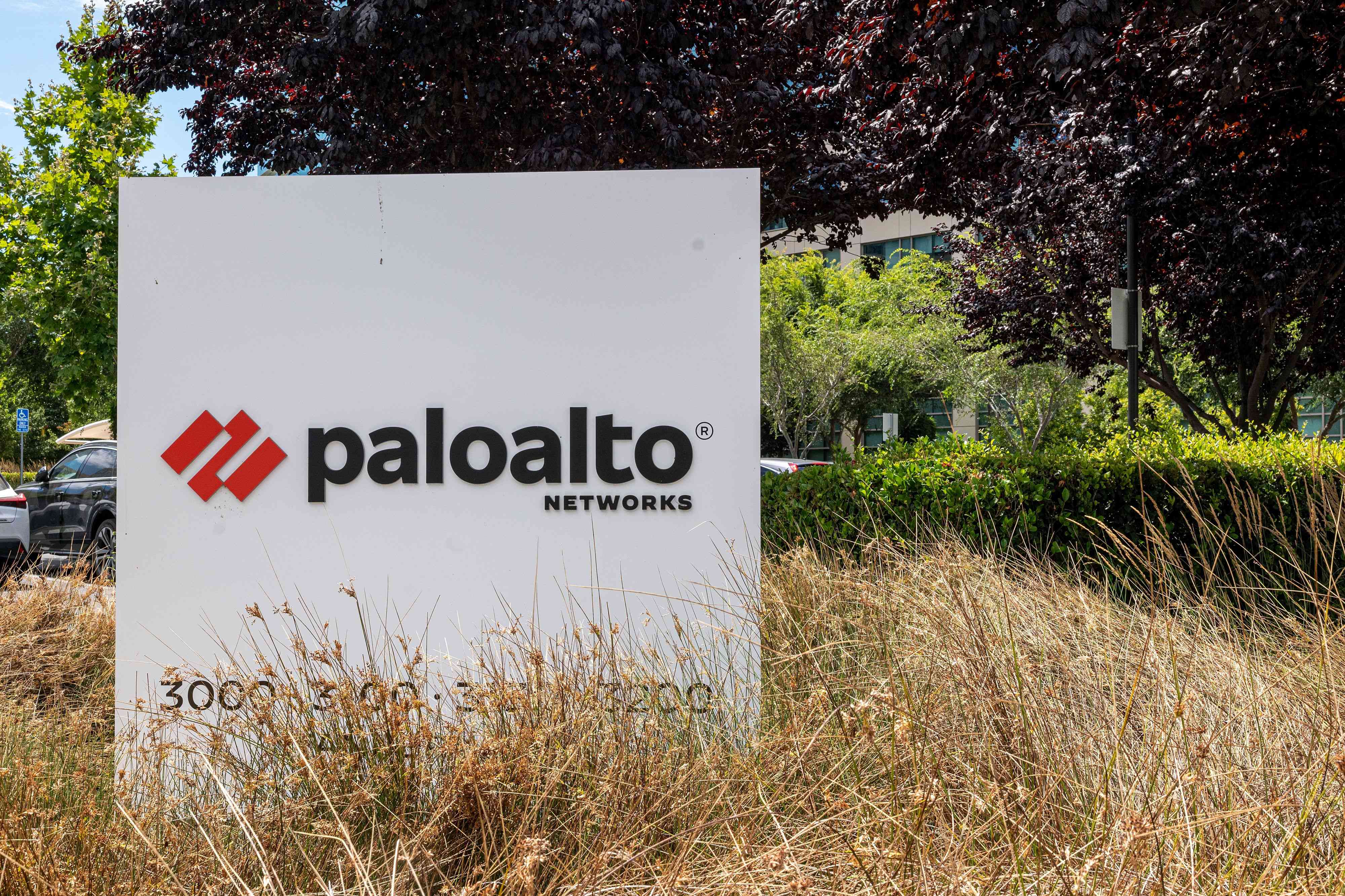 What You Need To Know Ahead of Palo Alto Networks’ Earnings Report Monday