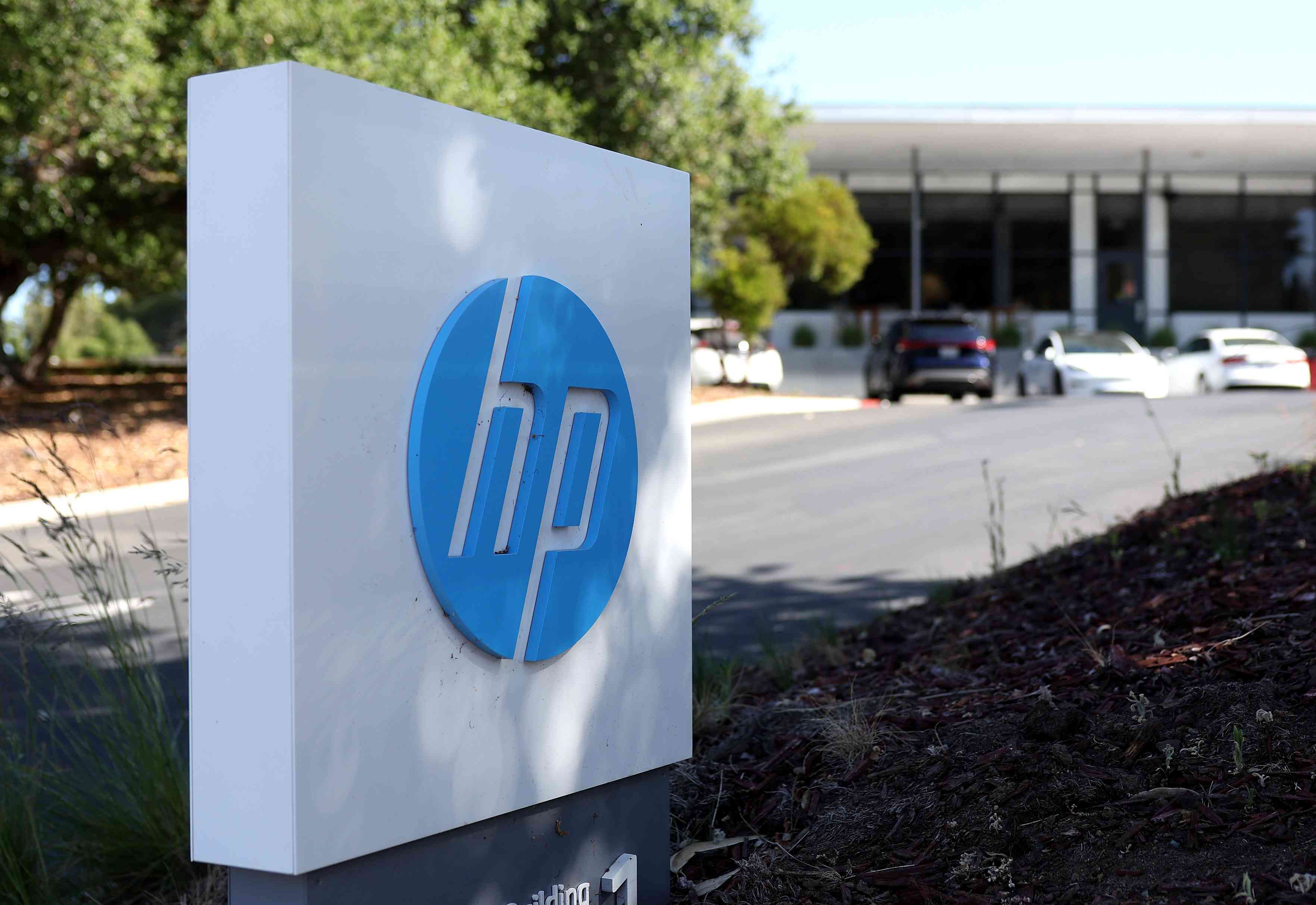 Salesforce, HP, Foot Locker, and More