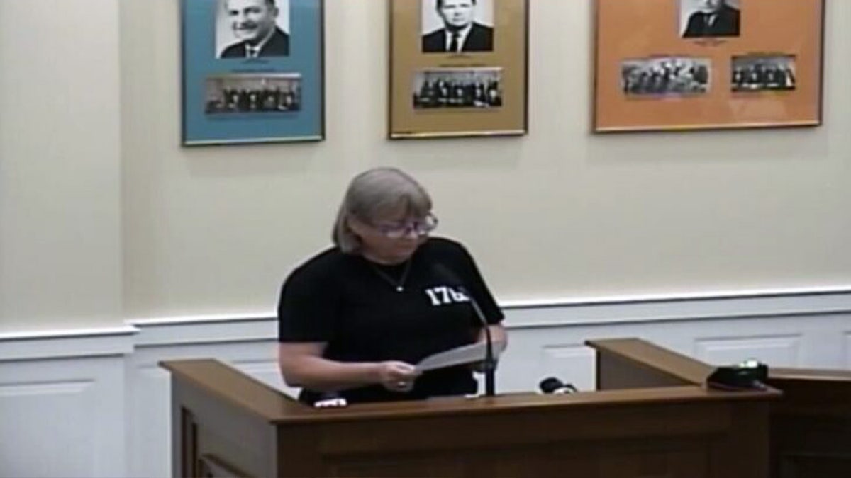 Mother of fallen Connecticut detective rallies behind significance of ‘thin blue line’ flag