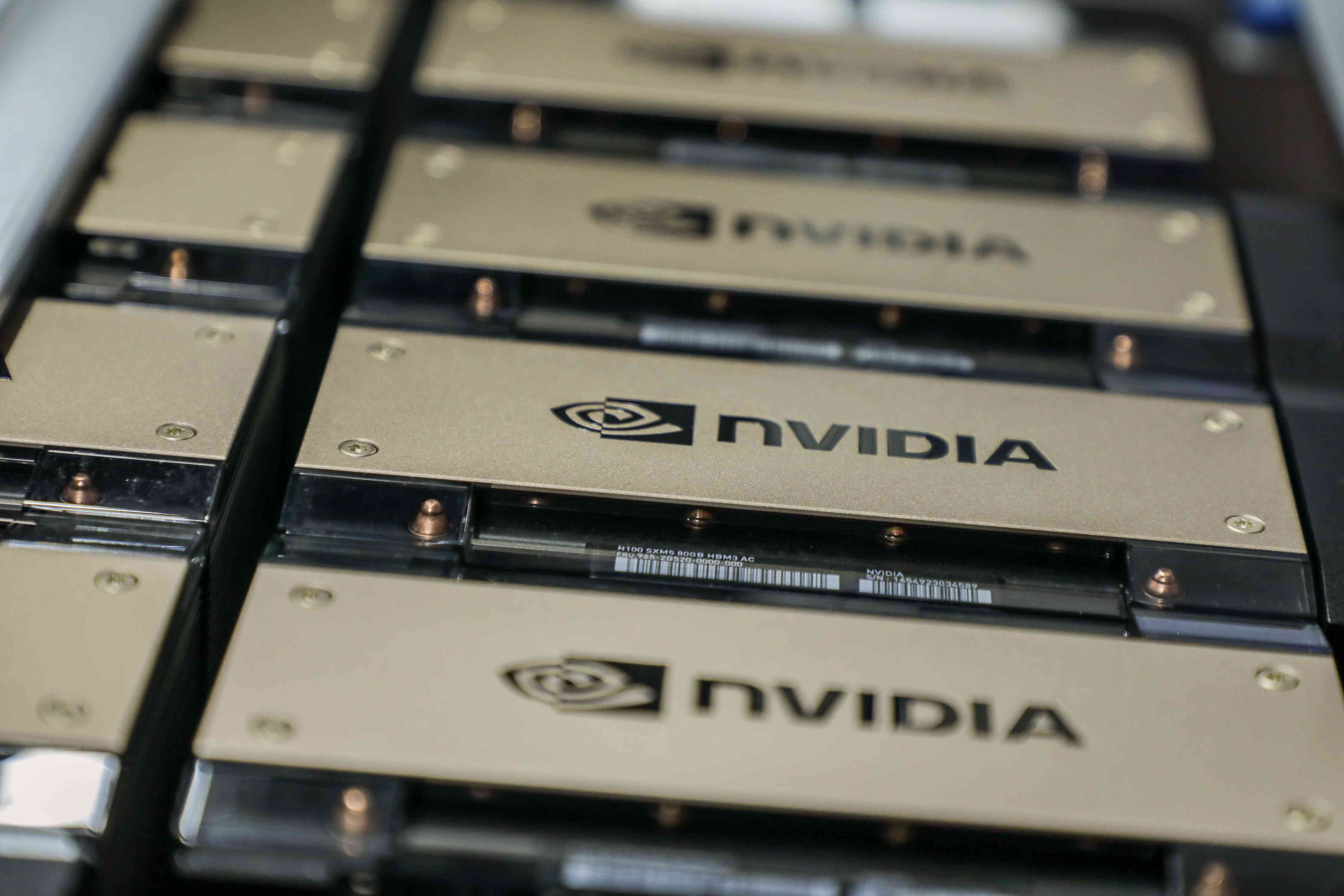 Index Edges Lower as AI-Fueled Rally Loses Steam