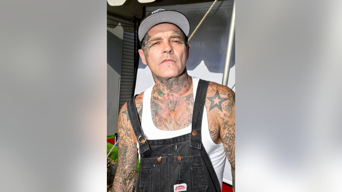 Crazy Town frontman Shifty Shellshock died of an overdose and a ‘broken heart,’ manager says