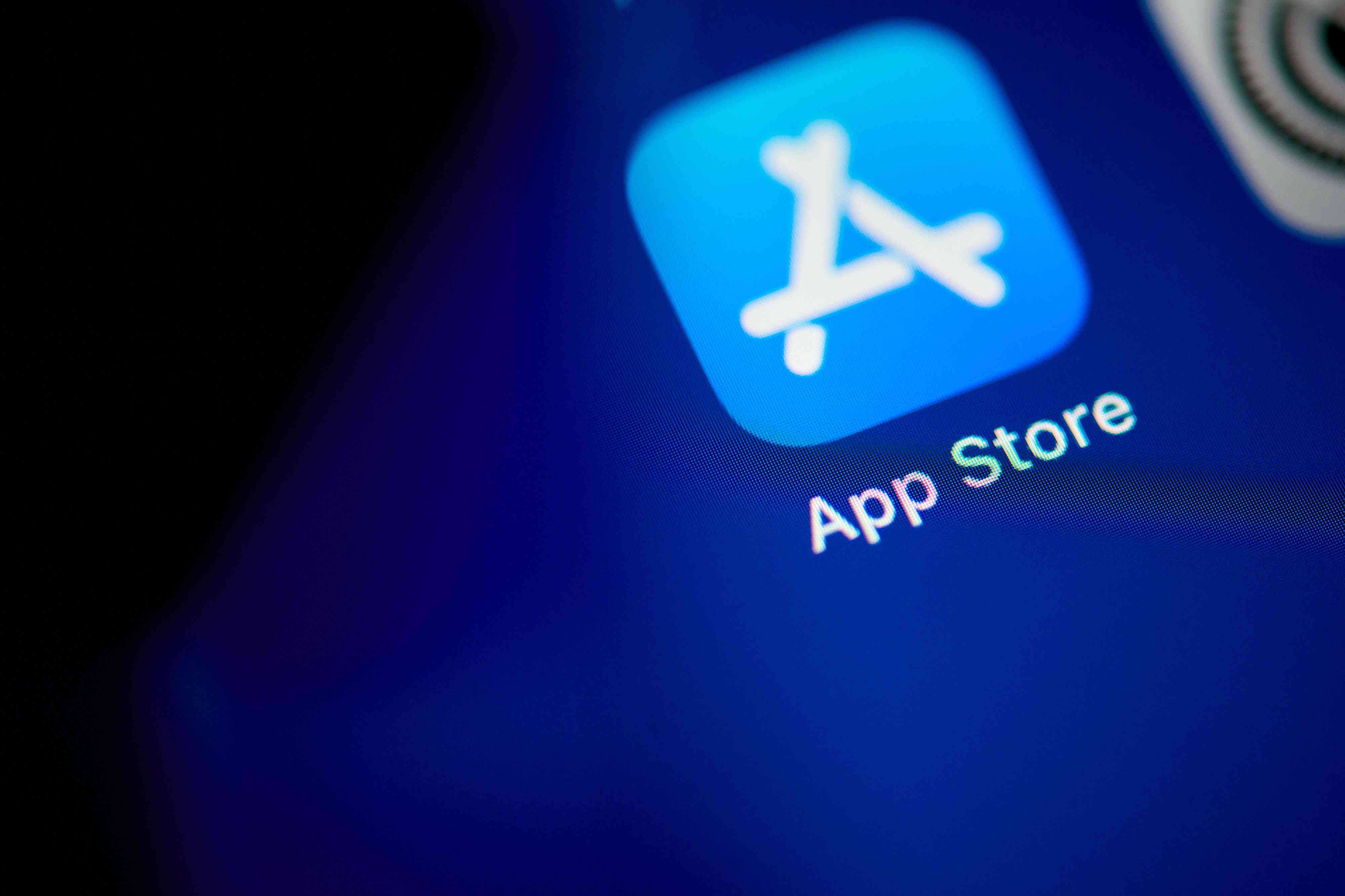Apple’s App Store Revenue Seen Rising 13% in Latest Quarter