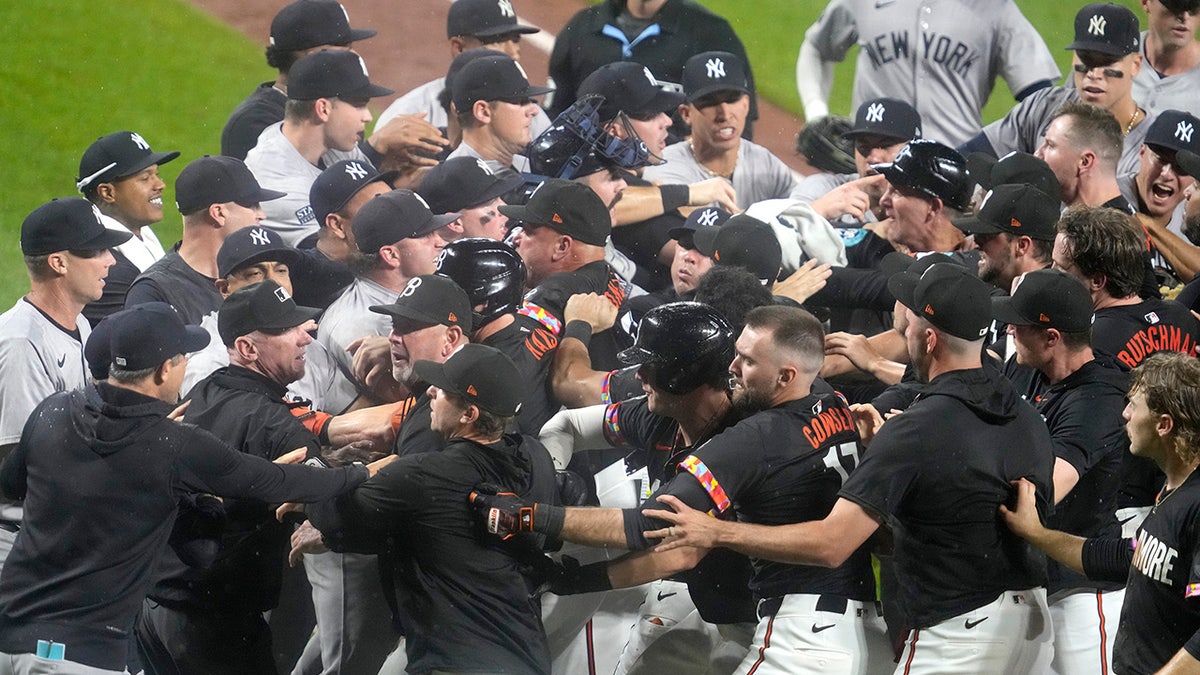 Benches clear between Yankees and Orioles after batter hit in head with 96 mph pitch