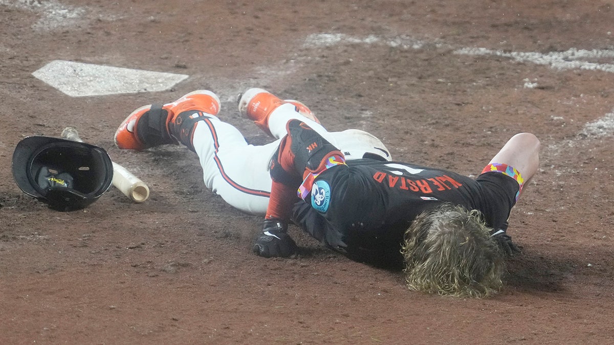 Benches clear between Yankees and Orioles after batter hit in head with 96 mph pitch