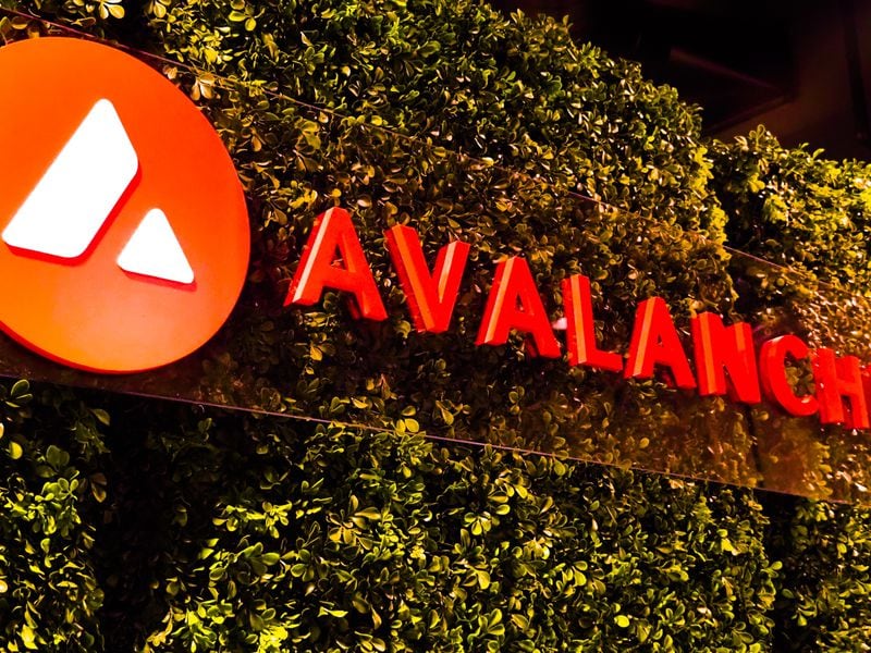 California DMV Puts 42M Car Titles on the Avalanche Blockchain in Digitization Push