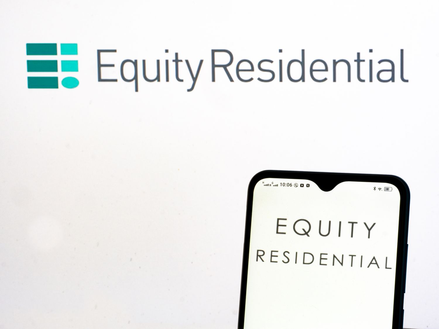 Equity Residential Buys 11 Apartment Properties From Blackstone for Almost $1B