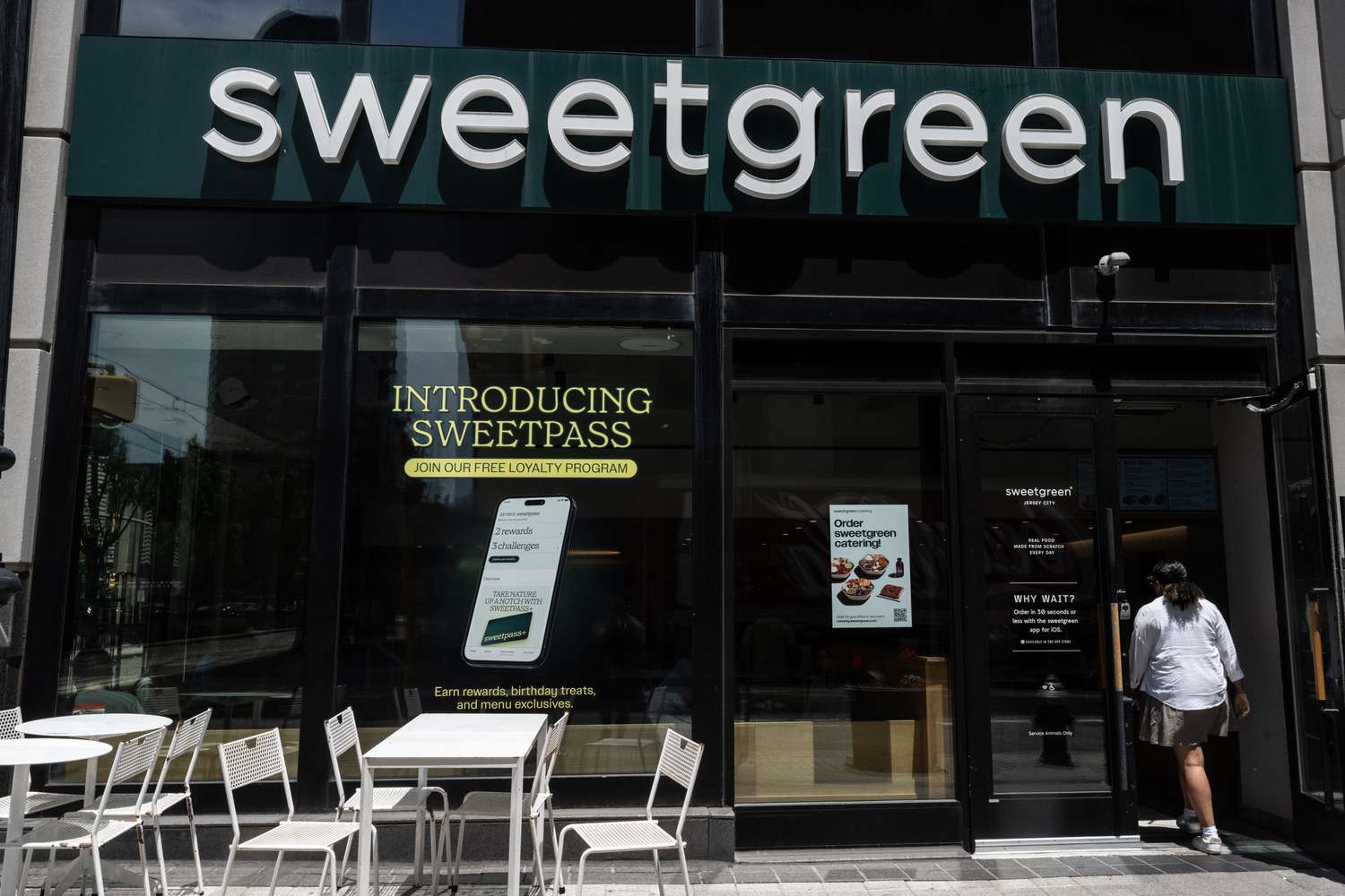 Sweetgreen Revenue Jumps as Salad Chain Adds Locations
