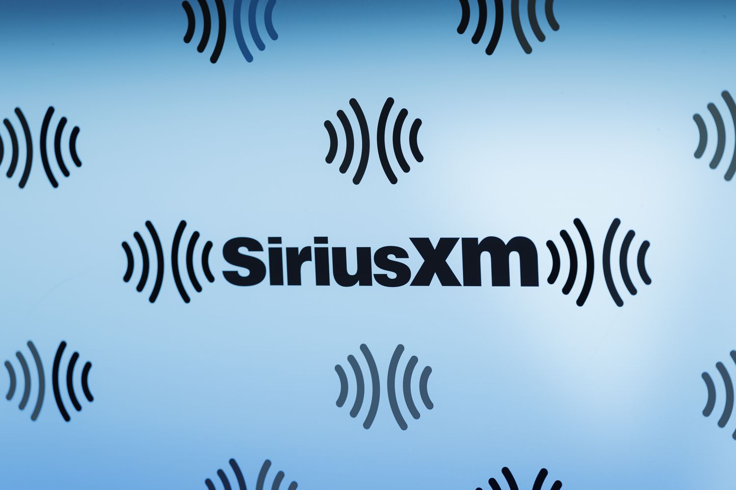 Investors Tune In to Sirius XM Stock on Buffett Investment