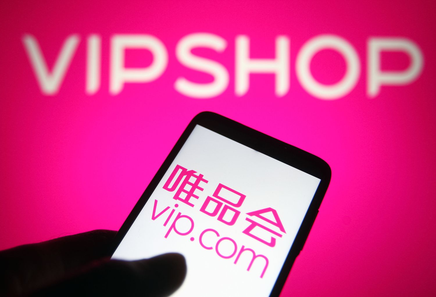 Vipshop Stock Drops After ‘Slower Sales Momentum’ in Q2