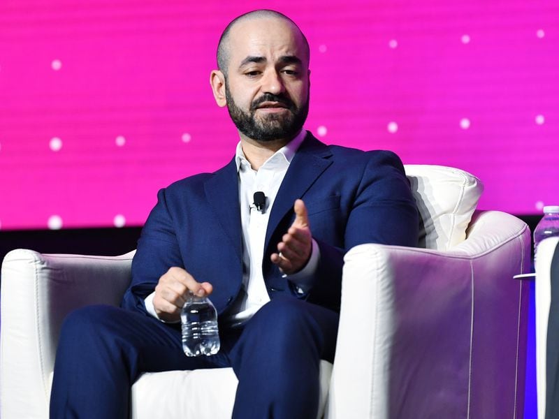 Detained Binance Exec’s Wife Begs for His Immediate Release