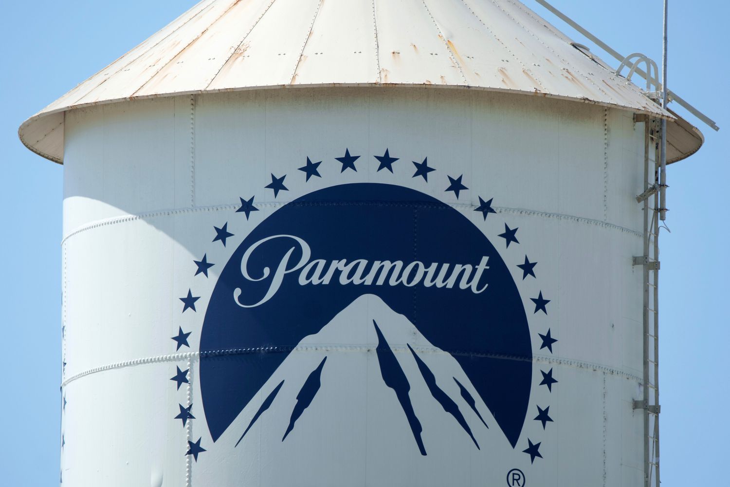Paramount Set for Skydance Takeover After Bronfman Withdraws Bid