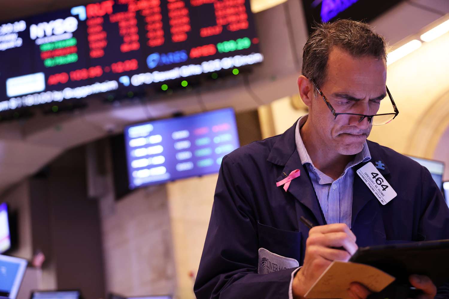 Big Tech Is Under Pressure Today. But So Is the Dow