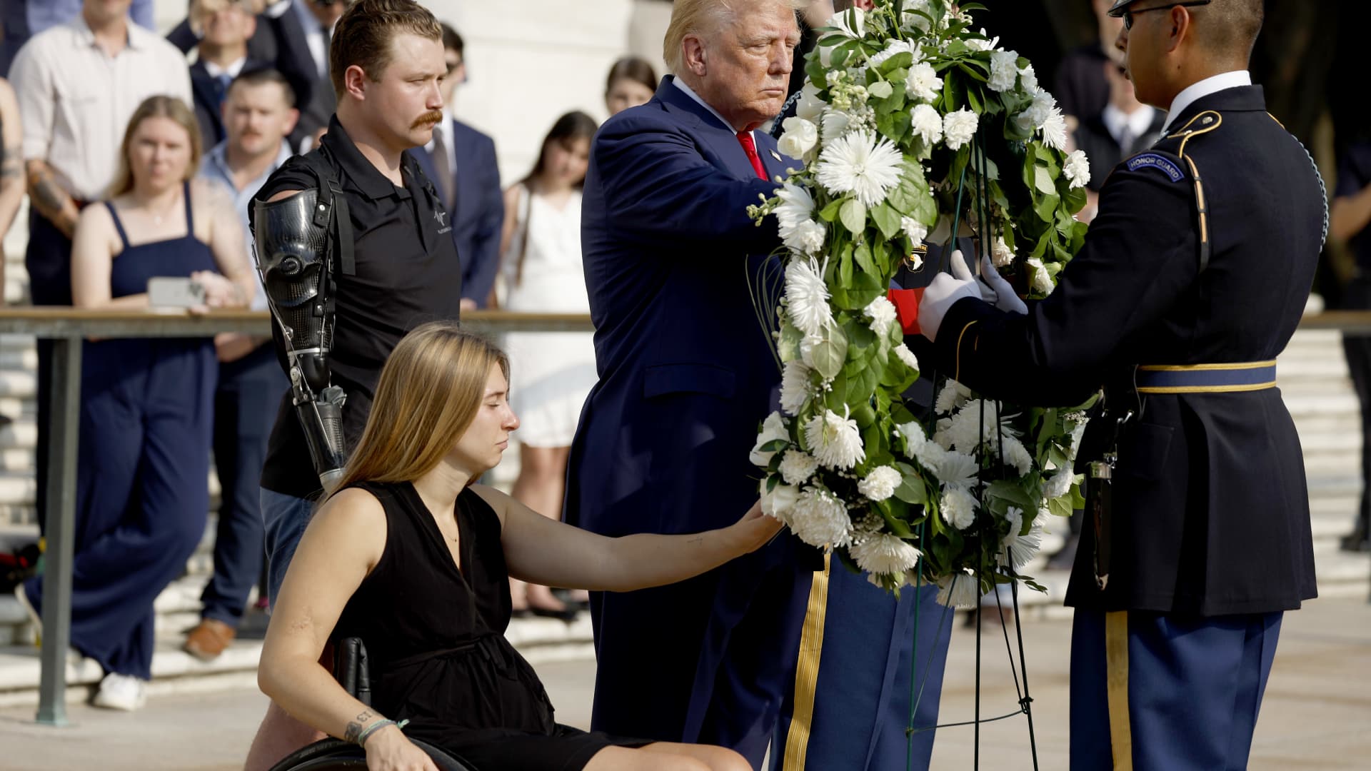 Trump aide pushed’ Arlington cemetery employee, Army says