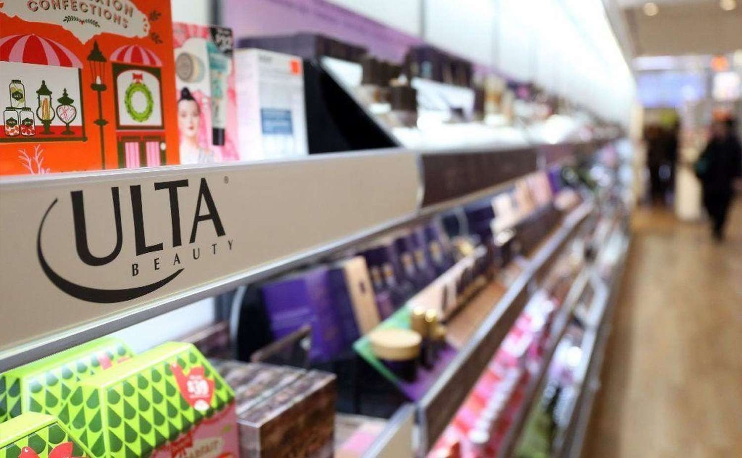 A Consumer Pullback and Competition Hit Ulta Beauty’s Results. Its Stock Is Dropping