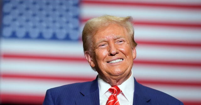 Watch Live: Donald Trump Holds Rally in Mosinee, Wisconsin