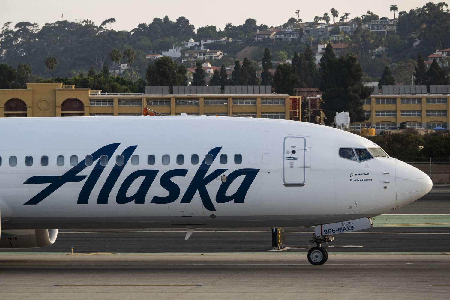 Alaska Airlines Says IT Issue Led to Delays, Seattle Ground Stop