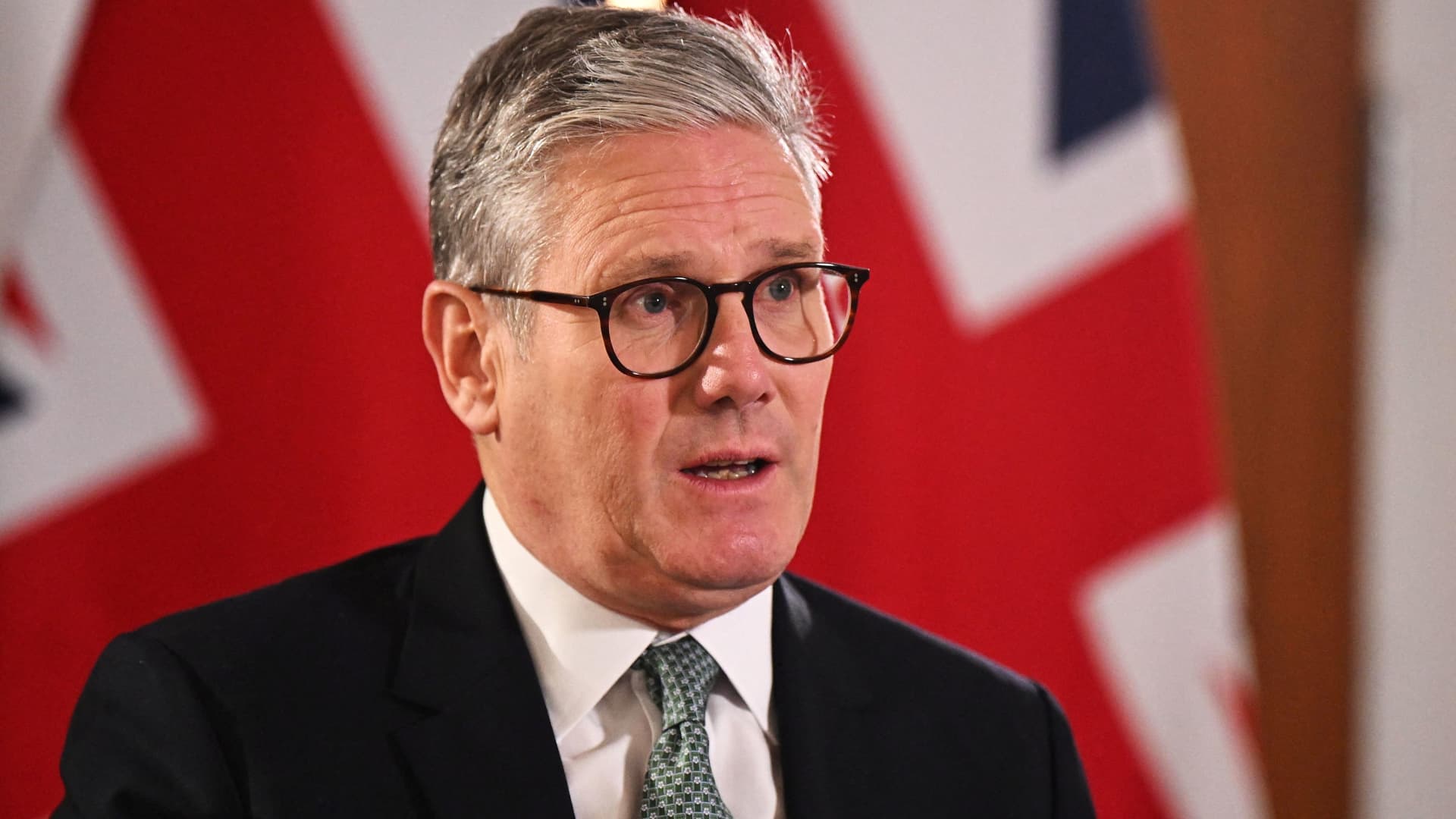 UK PM Keir Starmer touts pro-business agenda as he meets U.S. CEOs