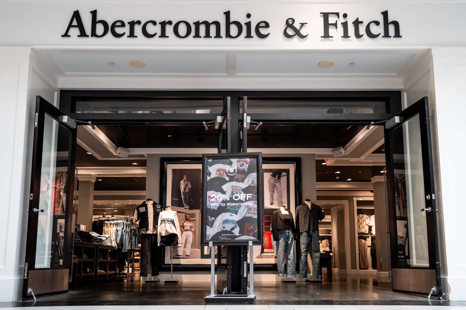 Abercrombie & Fitch Stock Surges as JPMorgan Adds To ‘Positive Catalyst Watch’