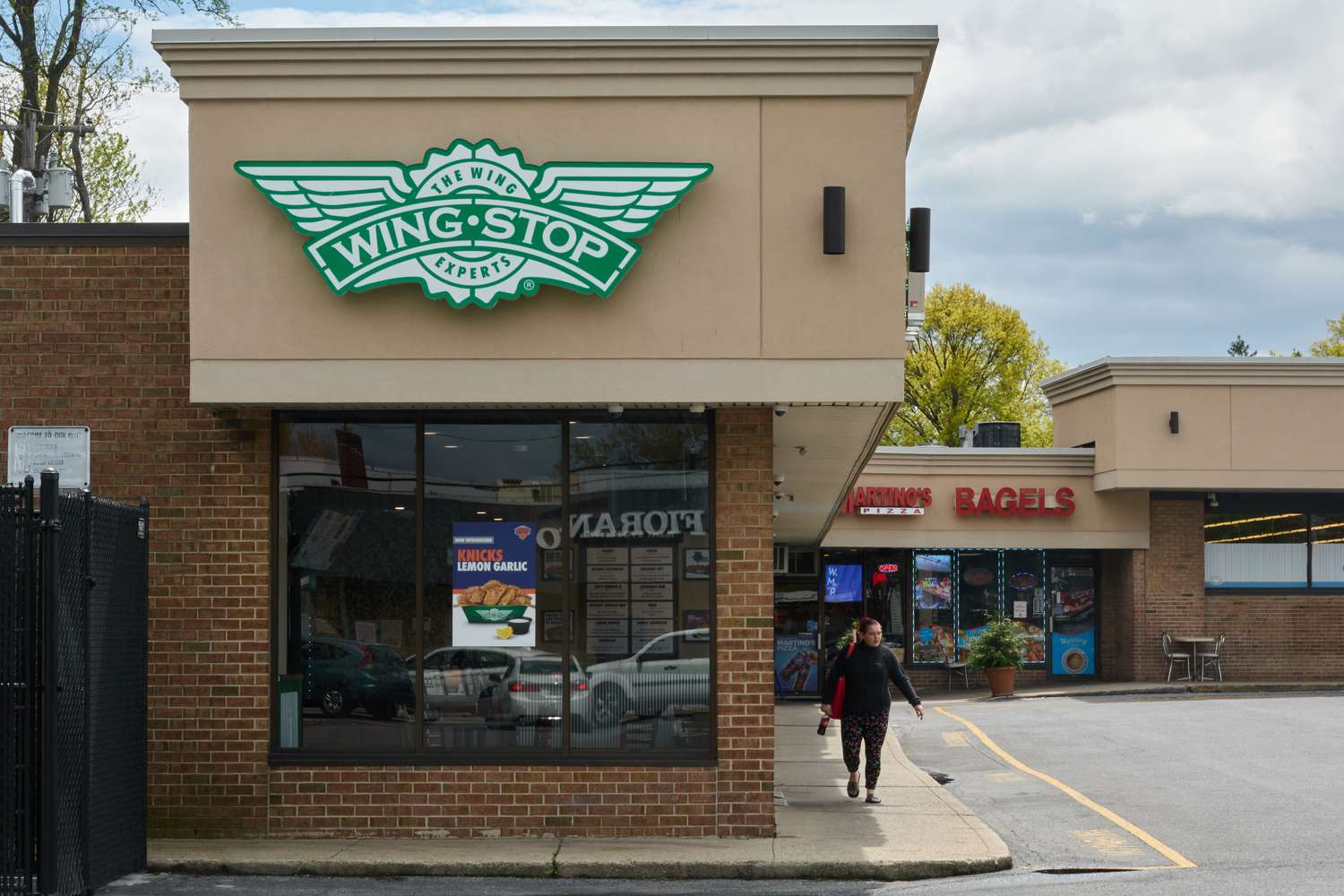Wingstop Stock Drops 20% as Costs Weigh on Q3 Profits