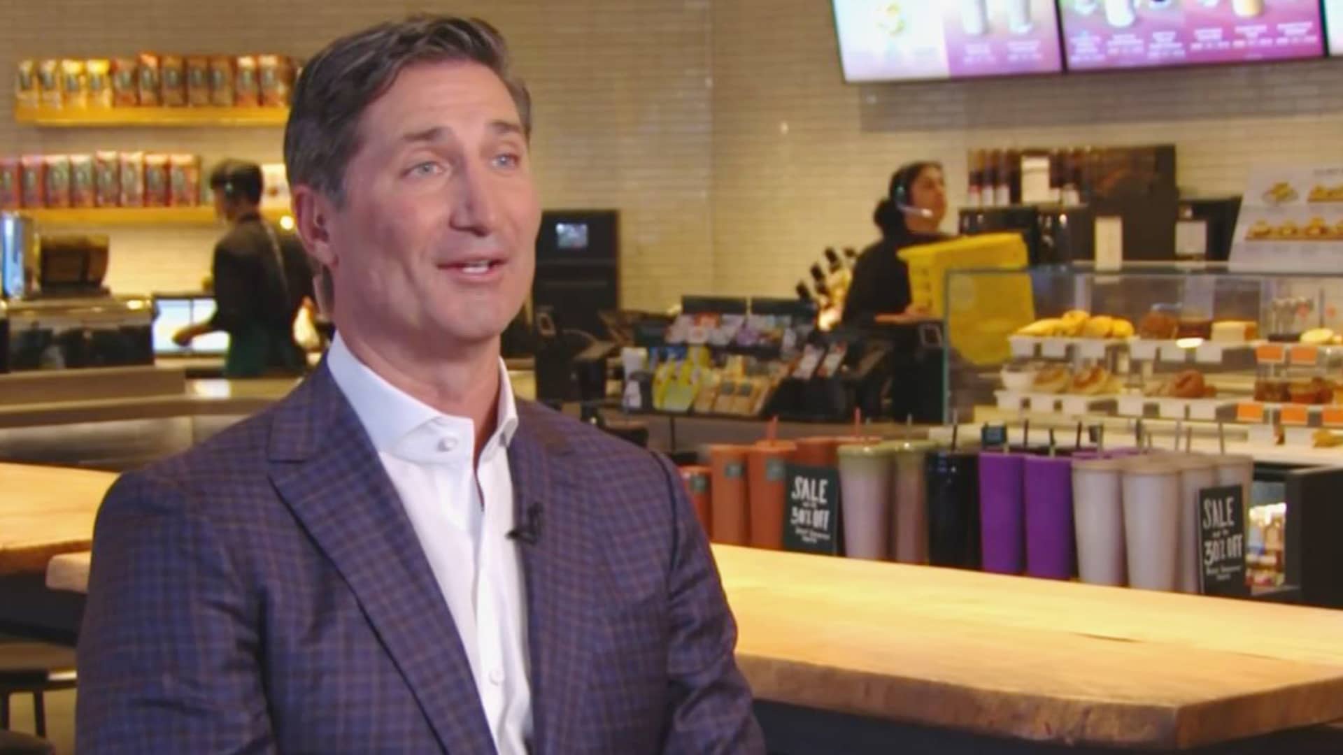 7 ways Starbucks CEO Brian Niccol plans to change the coffee chain