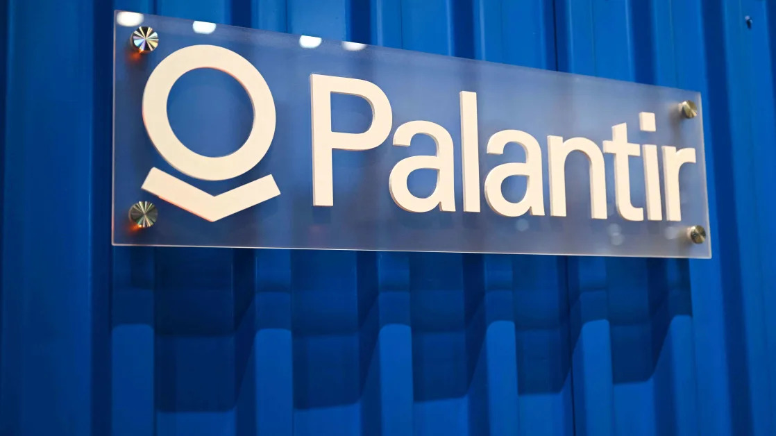 Palantir's Stock Gains After Extending Army Contract Worth $619 Million