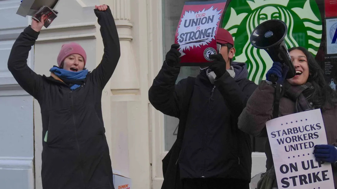 Starbucks Stock Finishes Higher With Striking Baristas Expected to Return to Work