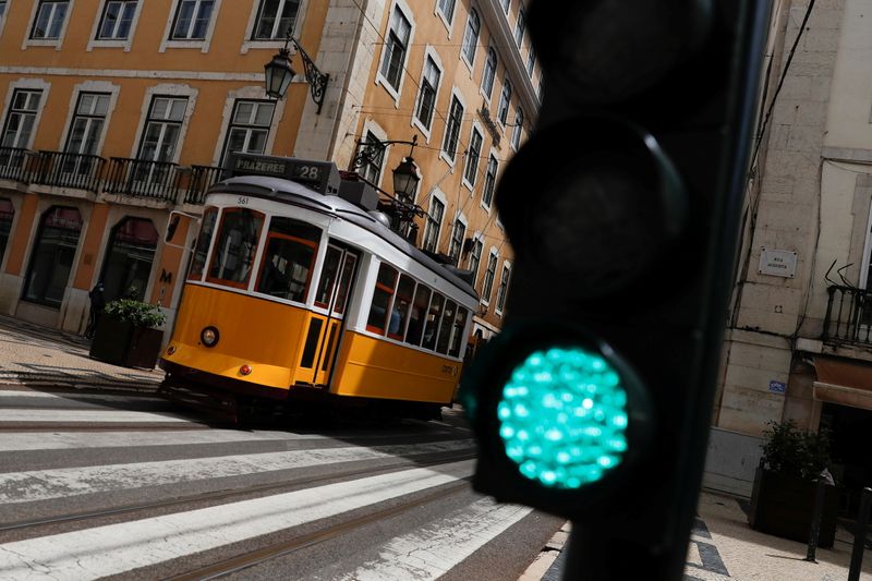 Portugal stocks higher at close of trade; PSI up 0.76%