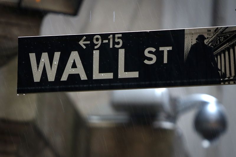 U.S. stocks mixed at close of trade; Dow Jones Industrial Average down 0.04%