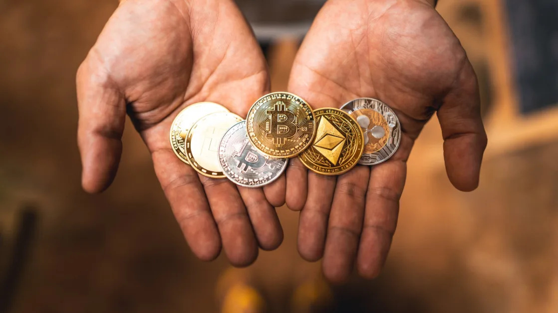 How traditional investors can adapt to the crypto revolution