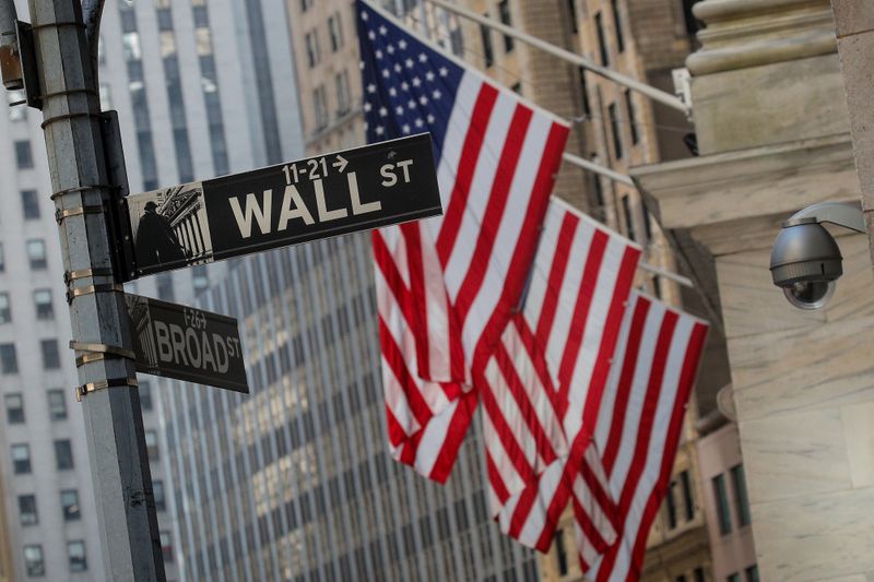 US stocks edge higher; Nvidia, labor data in focus