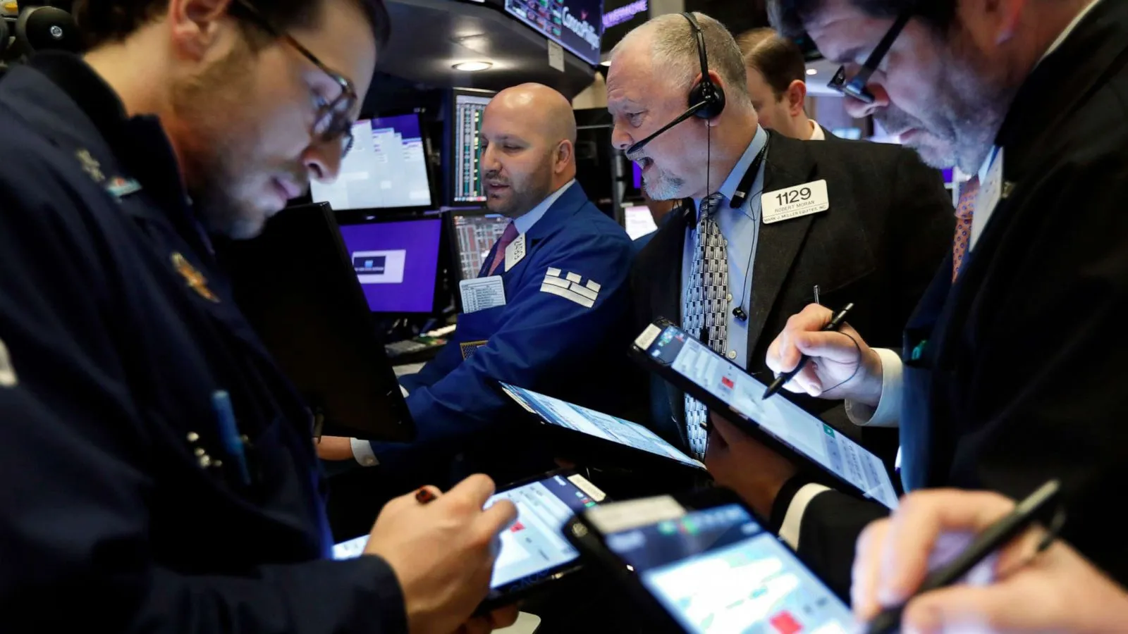 Bond Selloffs Are Rocking the World. It Might Be a Good Idea to Go the Other Way