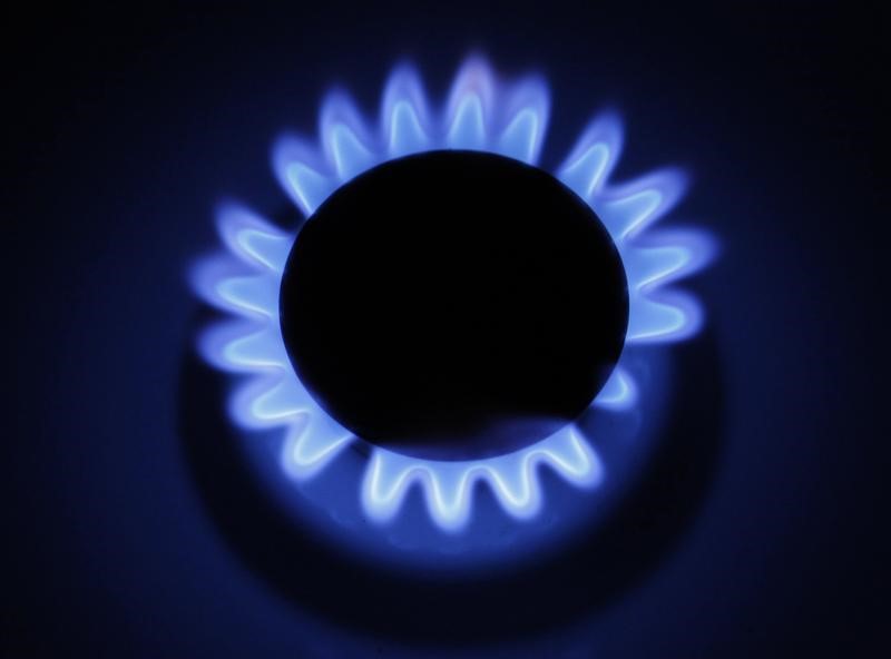 Trump to end LNG export permit renewal requirement