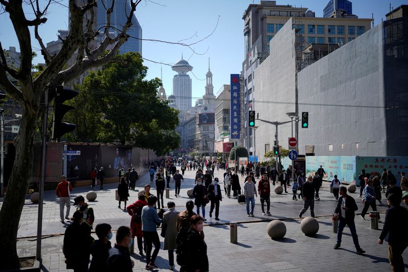Here's why JPMorgan says investors should stay underweight emerging market stocks