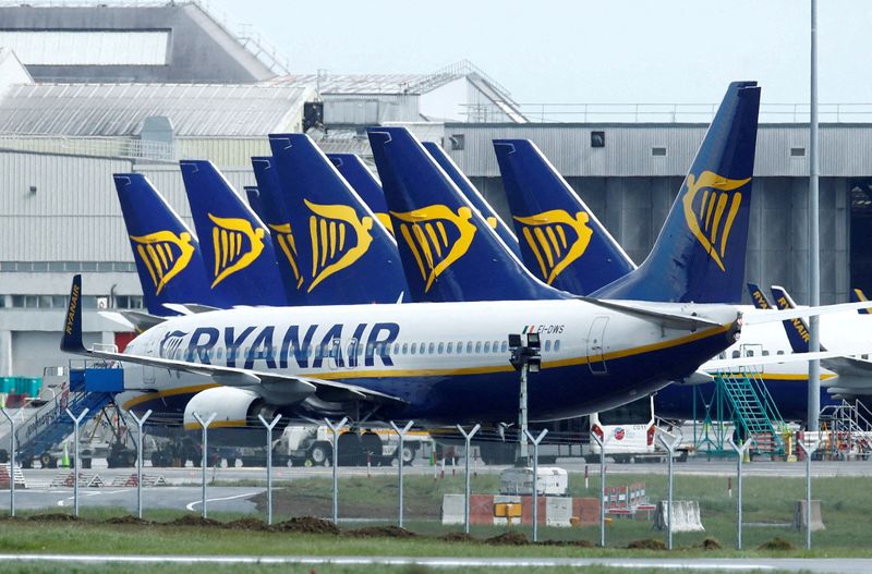 Stifel shuffles European airline stock ratings: Ryanair downgraded, IAG upgraded