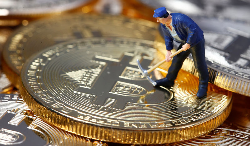 29,532,534 XRP Stun Coinbase, BlackRock Hits Historic BTC Milestone, Solana ETFs Underway: Crypto News Digest by U.Today