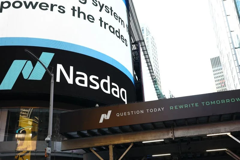 The Nasdaq sinks more than 500 points as a China AI threat sparks a huge tech stock sell-off