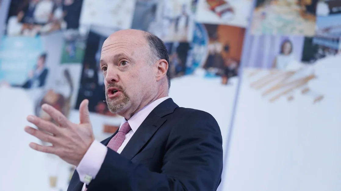 Mad Money's Jim Cramer Says 'Own Bitcoin, Not MicroStrategy'