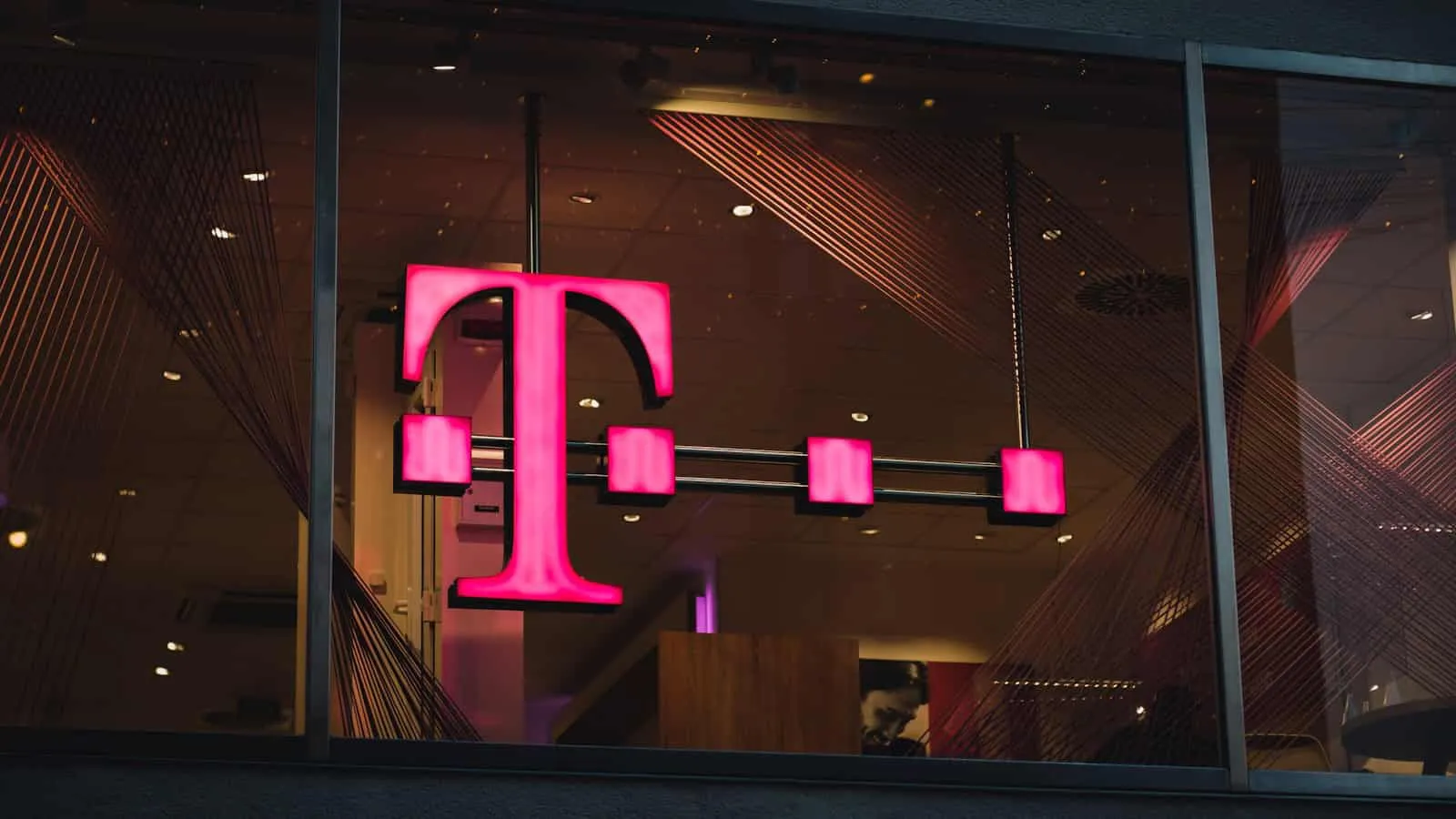 T-mobile's Stock Climbs After Its Q4 Earnings Beat and a Robust Outlook