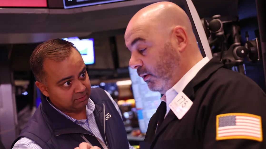 Stock market today: Dow, S&P 500, Nasdaq move higher with Apple earnings in the wings