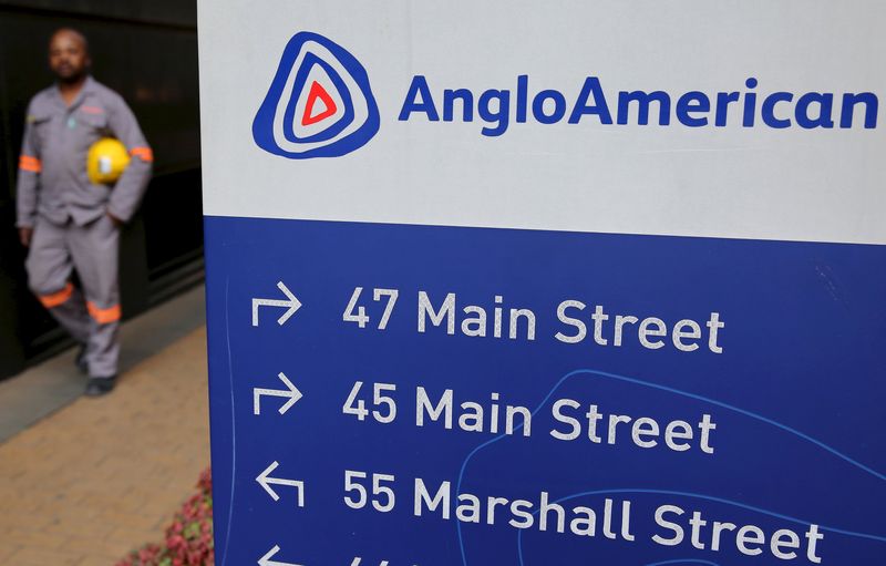 Barclays cuts Anglo American PT to 2,880p amid restructuring uncertainty