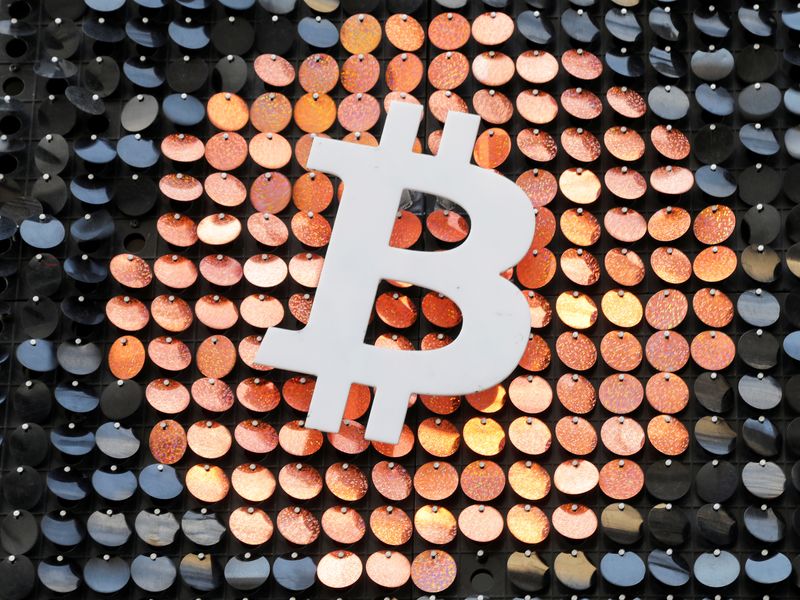 Ancient Bitcoin Whale Comes Back With $30 Million in BTC After 11 Years' Sleep