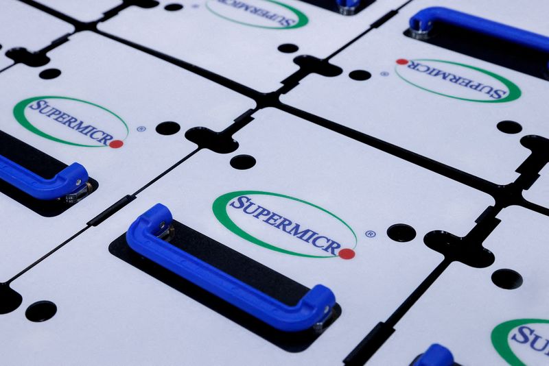 Rosenblatt initiates SMCI at Buy, says AI revenues accelerating
