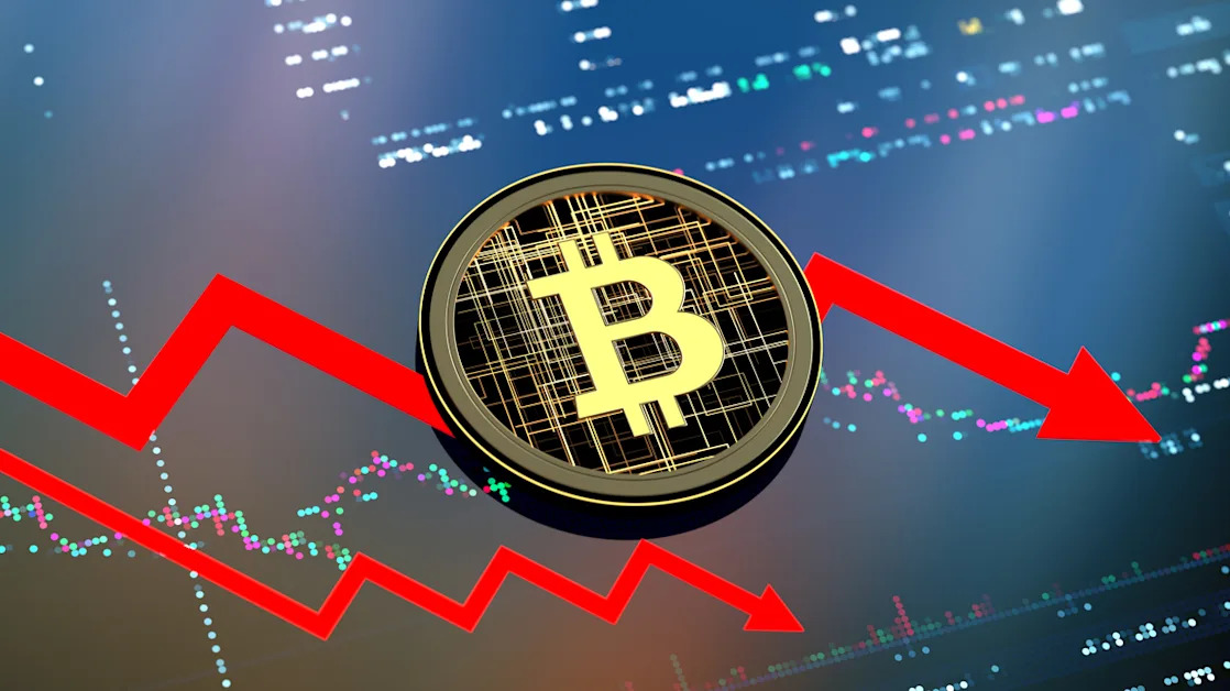 Crypto ETFs Plunge as Growth Scare Hits Market