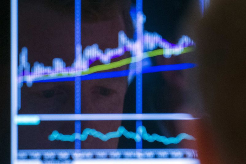 Canada stocks higher at close of trade; S&P/TSX Composite up 1.45%