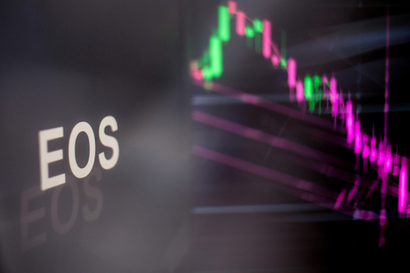 EOS Falls 10% In Bearish Trade
